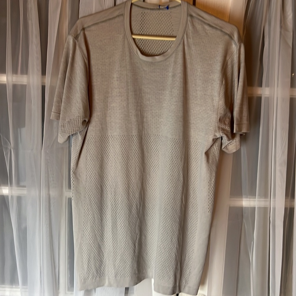 Lululemon Breath Repeat Short Sleeve Shirt Men’s XL - Picture 2 of 11